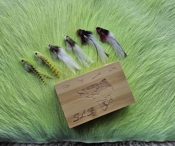 Trout & Bass Fly  Combo... Comes with (6) Assorted  Flies...  #1079 Combo with free Wooden Fly Box, Magnet Closure.