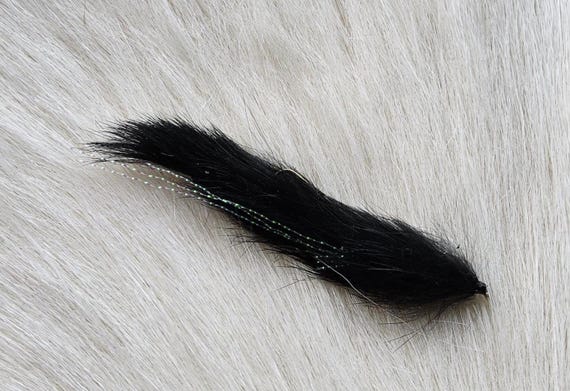 Streamer Fly Fishing Flies. Comes with Trolling Hooks.  . Our Most Popular , Leach.. Size #4,  Ship From Canada