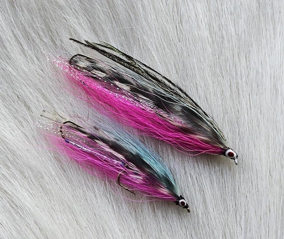 Streamer Fly Fishing Flies. Comes with Trolling Hooks. Combo . Our Most Popular , Sneeka.. Size #4-6,  Ship From Canada