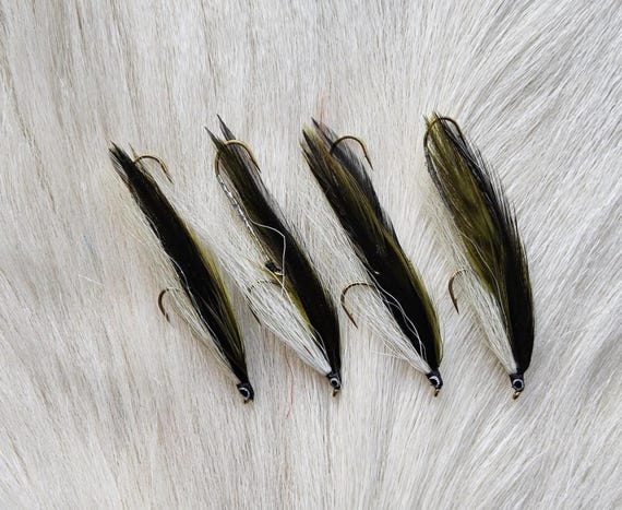 Salmon & Trout Streamer Fly Fishing Flies. Comes with Trolling Hooks.  Most Popular ,  "Nine-Three".. (4) Size #4,  Ship From Canada
