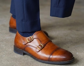 Zapatos de vestir para hombre, zapatos de cuero hechos a mano, zapatos formales de doble hebilla en color marrón.