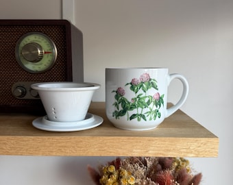 Vintage-Porzellan-Teekanne – Rotklee-Muster (Trifolium pratense) – 3-teiliges Set (Tasse, Teesieb, Deckel) Mint