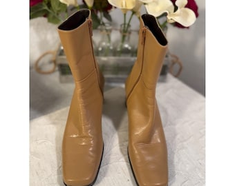 Sudini Vintage Camel Leather Square Toe Block Heel Joan Ankle Boots Sz 7.5N