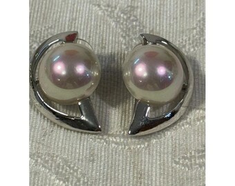 Vintage Silver Tone Half Moon Faux Pearl Post Earrings 80s 90s Celestial