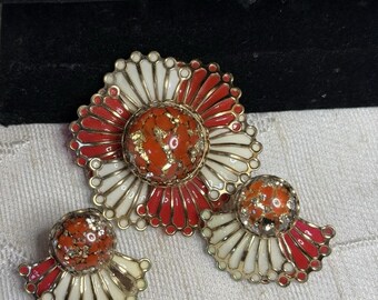 Vintage Mid-century Confetti Glass Fanned Enamel Jewelry Set. Orange/White