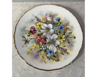 Vintage Royal Kent Bone China Flowers of The Season Winter Collector Plate 8.5"