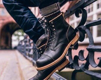 Custom Schwarz Tee Kern Leder Stiefel: Goodjahrs-Rahmen, Dr. Sole Laufsohle, Handgefertigte Schuhe