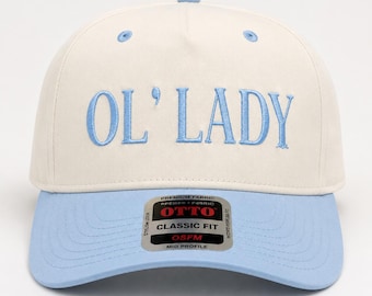 Design de bordado "Ol' Lady", chapéu engraçado para esposa, design retrô para presente de casal, arquivo PES DST para bordado à máquina