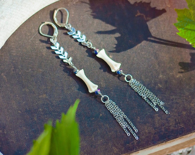 coyote bone earrings with fishtail chain and fringe // vulture culture, animal bone jewelry, bohemian, oddities, taxidermy