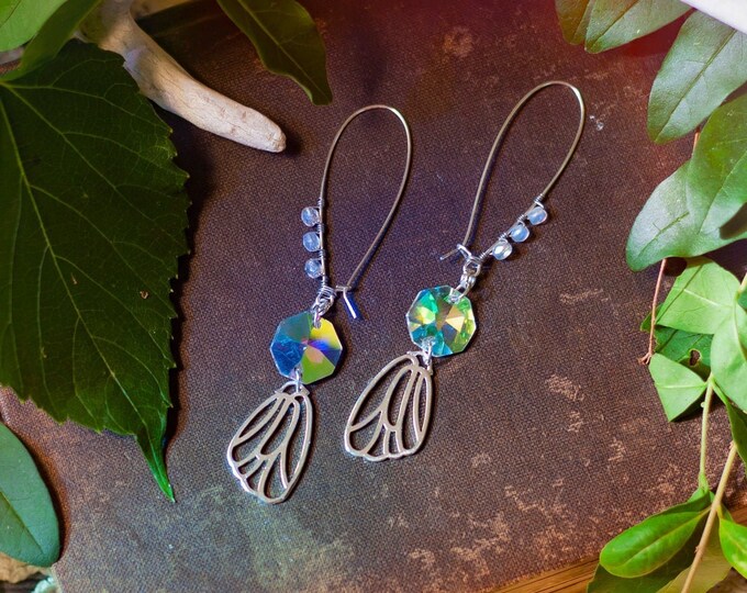 elegant silver cicada wing earrings with rainbow glass prisms // bug jewelry, insect lover, bug wing, nature, fairy earrings, butterfly