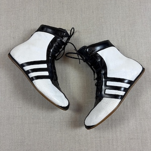 adidas gazelle silver green womens Impello 2.0 Boxing Boots - White/Black main image 0