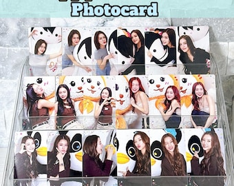 Officiële GMMTV Girls-fotokaart: Happy Fam Bonds Ver. (EmiBonnie MilkLove NamtanFilm)