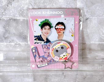 GeminiFourth telefoonhouder acryl sleutelhanger: GMMTV Osaka Pop Up Store 2024