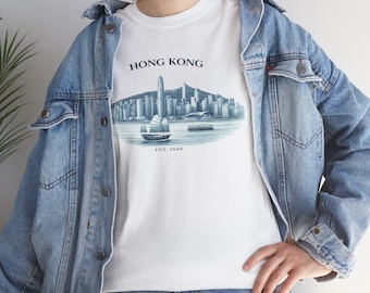 Camiseta con el horizonte de Hong Kong / Paisaje urbano vintage con ilustración de velero