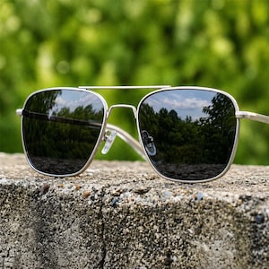 Retro Metal Aviator Sunglasses, Polarized UV400 Driving Shades