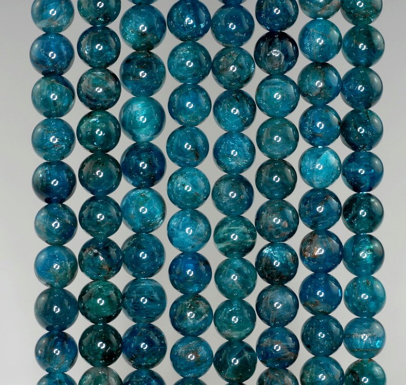 5MM AQUA BLUE APATITE GEMSTONE GRADE AA ROUND 5MM LOOSE BEADS 7.5/"