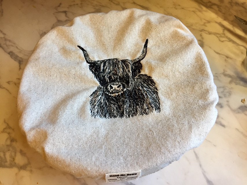 Small Cute Highland Cow Crochet Yarn Bowl Handmade Clay Knitting Bowl for  Yarn Shetland Cow Crochet Yarn Holder Scottish Highland Cow Lover 