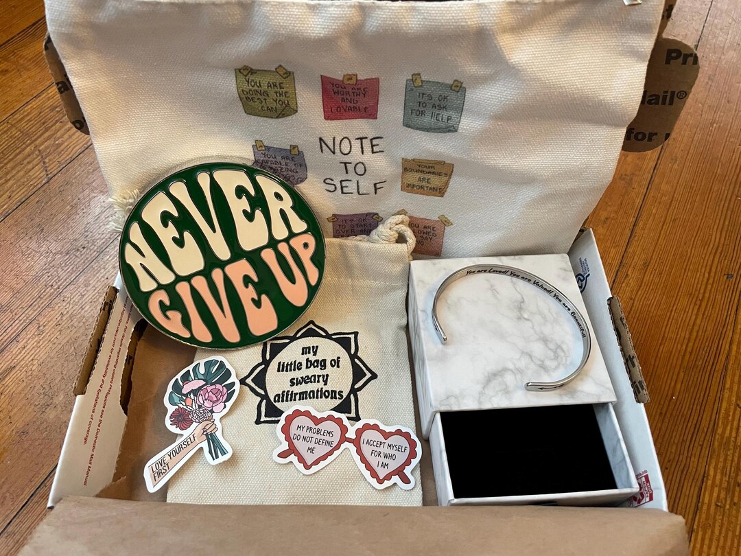 Never Give up Gift Box/ Positivity Care Package / Encouragement Gift ...