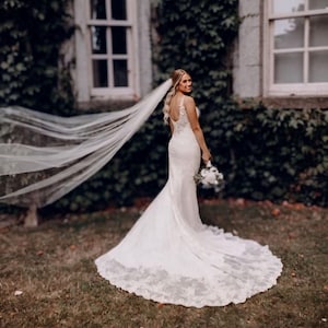 1-3 Days to Ship - Bridal veil, chapel veil, cathedral veil, floor length veil, waltz veil, simple veil. classic veil, plain veil sheer veil