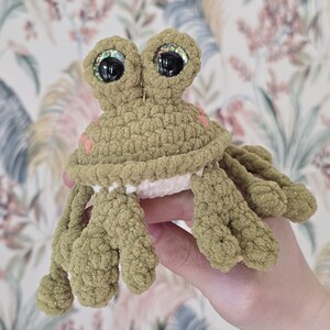 Cassey Crab Crochet Pattern – Ocean Fidget Friend Amigurumi Plush PDF