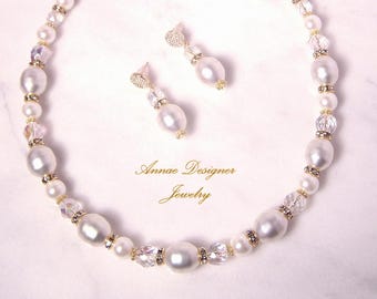 Large Oval Glass pearl necklace & earrings, white, gold