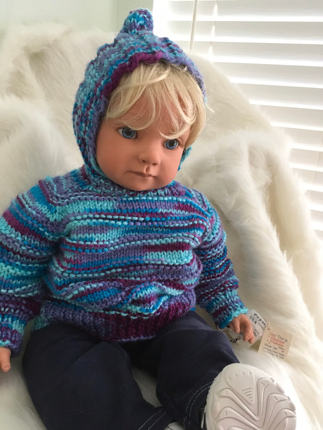 Hand Knit Hooded Hoodie Baby Sweater. Zips up the Back Size Newborn6