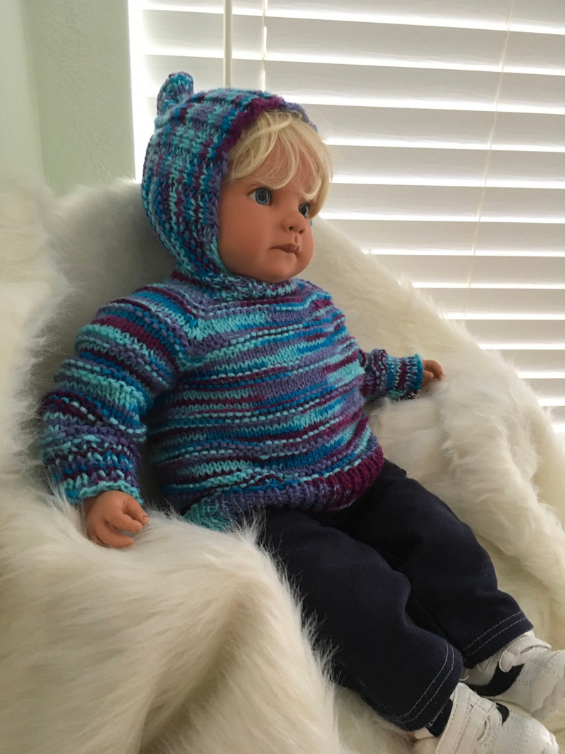 Hand Knit Hooded Hoodie Baby Sweater. Zips up the Back Size Newborn6