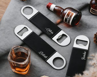 Custom-engraved PU leather bottle opener – a perfect gift for best men, groom, father, bartender, or as a party favor.