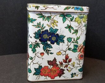 Rose Leaves Flowers Petals Romantic Garden Vintage Design Artwork 7.2 X 4.7 X 2.2 Ambesonne Floral Metal Box Multi-Purpose Rectangular Tin Box Container with Lid White Pale Pink and Green Rose Leaves Flowers Petals Romantic Garden Vintage Design Artwork 7.2 X 4.7 X 2.2 Ambesonne Floral Metal Box Multi-Purpose Rectangular Tin Box Container with Lid White Pale Pink and Green