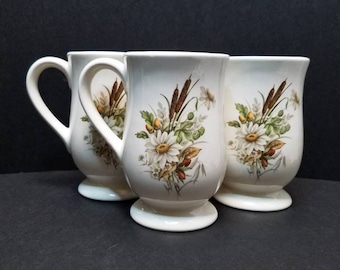 Vintage Ceramic Fall Flowers Daisy Cattail Acorn Transfer Pedestal Footed Mug