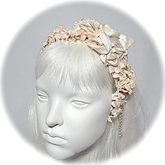 True Vintage Ivory Colored Bridal Headpiece Ivory White Feather Headband, Bridal Head Piece, Feather  main image 4