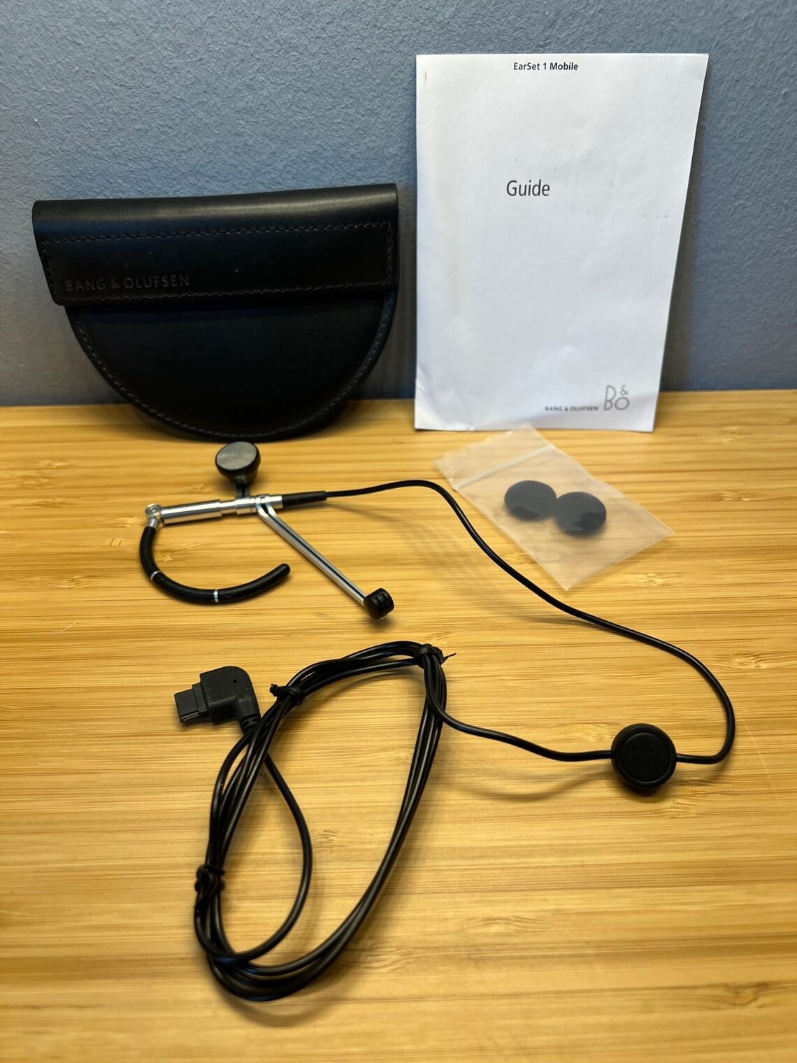 Bang & Olufsen 1114895 EarSet 1 Mobile Right Wired For Serene Mobile Phone USED, foto 1 di 5