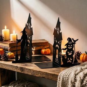 Bokstöd med läskig häxsilhuett, bokhållare i metall för Halloween, dekoration med spökhus och pumpor, gotisk present (1 set)