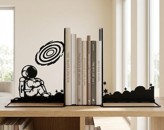 Astronaut Galaxy Bookends, Matte Metal Book Holders, Star Cloud Space Nursery Decor, Astronomy Sci-Fi Lover Gift (1 Set)
