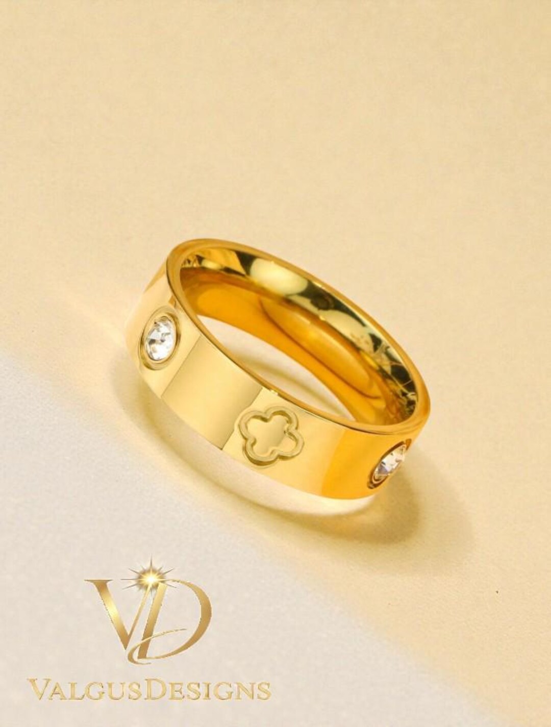 Luxury Stainless Steel Lucky Clover Couple Ring – Sparkling Crystal ...