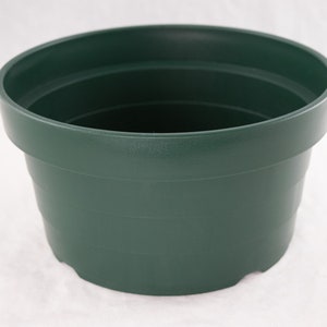 Yubonzai Japanese Heavy Duty Round Green Plastic Bonsai Training Pot and Garden Flower Planter 8.25&quot;x 8.25&quot;x 4.5&quot;