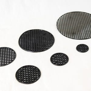 Yubonzai Round Black Plastic Drainage Mesh, Net, Screen for Potted Plants & Bonsai Pots 1"/1.5"/1.75"/2"/3"/4"