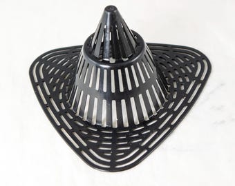 Yubonzai Japanese Unique Cone Shape Plastic Drainage Mesh for Flower Pot 2.25"/2.75"/4"
