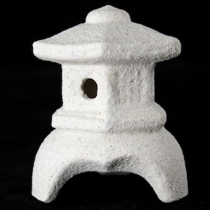 Yubonzai Japanese Miniature Ceramic Pagoda/Lantern for Bonsai Tree, Fish Tank & Zen Garden - 2.25&quot;/2.75&quot;