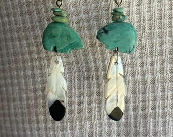 Vtg Turquoise Zuni Bear Earrings MOP Feather