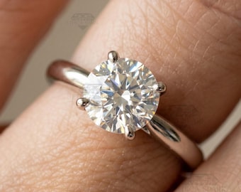 Round Moissanite Solitaire Engagement Ring | 4-Prong Classic Bridal Band