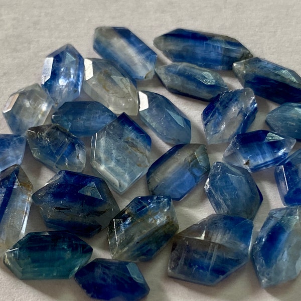 Natural blue bicolor kyanite hexagon stepcut beautiful color kyanite stepcut hexagon shape kyanite Bicolor blue