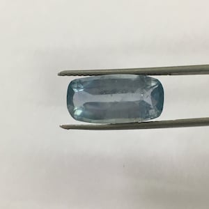 Rare umba Blue sapphire cut stone umba sapphire natural blue sapphire cushion cut ideal ring Good quality weight 5.25 carats size 15x7.8mm