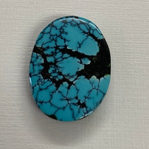 Zeldzame Turquoise cabochon natuurlijke hubei mijnen zeldzaam patroon glad turkoois wt 28 cts groot formaat 28x20,5 mm turquoise hanger aanbod