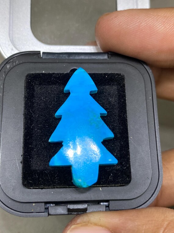 かわいいターコイズ クリスマスツリー型彫刻 個数 1 重量 15.90 cts