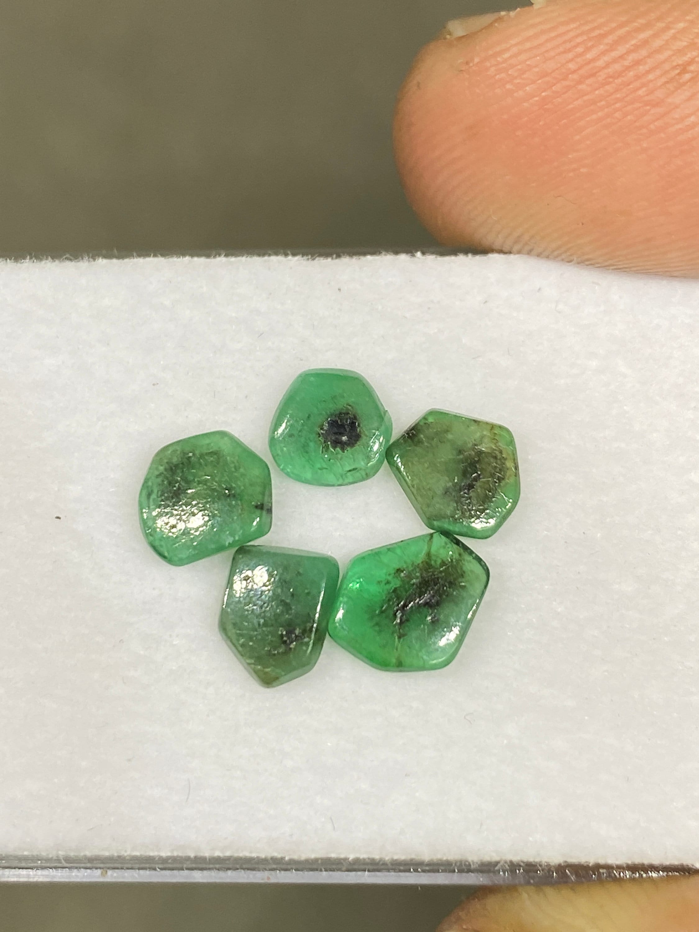 Trapiche emeralds - Etsy 日本 