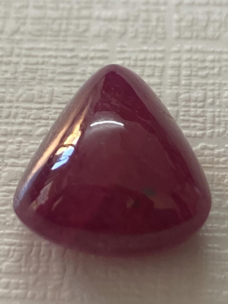 Ruby Red Edgers Very Rare Natural Ruby Trillion Cabochon Blood Red Ruby Trillion Ruby ...