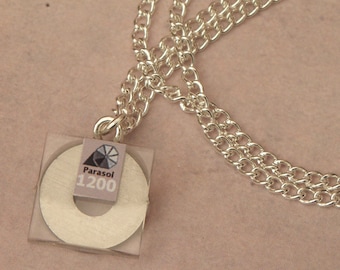 Resident Evil Will You Take The M.O. Disc? Yes/No Necklace - Girl Gamer Jewellery - Gaming Jewelry