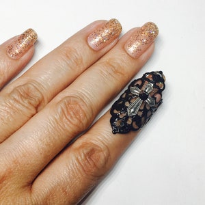 Crystal claw, claw ring,finger tip,nail tip, nail guard,cross ring, crystal cross claw, crystal claw, nail claw,silver,metal nail tip.