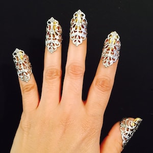 Small claw rings,nail rings,finger tips,nail rings,made in silver colorfiligree, set of 5 pcs. adjustable.